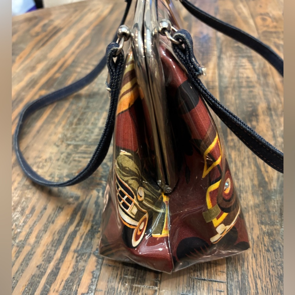 M. Andonia Y2K Wagon Motif Hand Bag - Picture 4 of 15